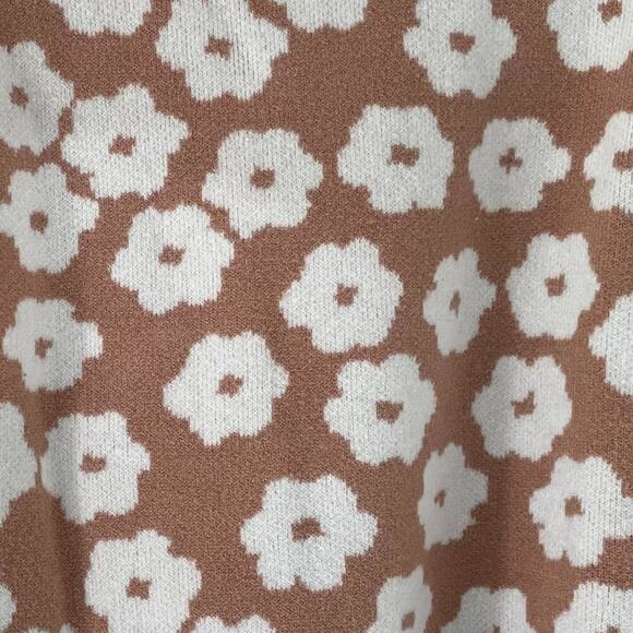 Neutral Floral Print Long Sleeve Knit Pullover Sweater, Soft, Cozy, Lounge, M - Picture 4 of 10